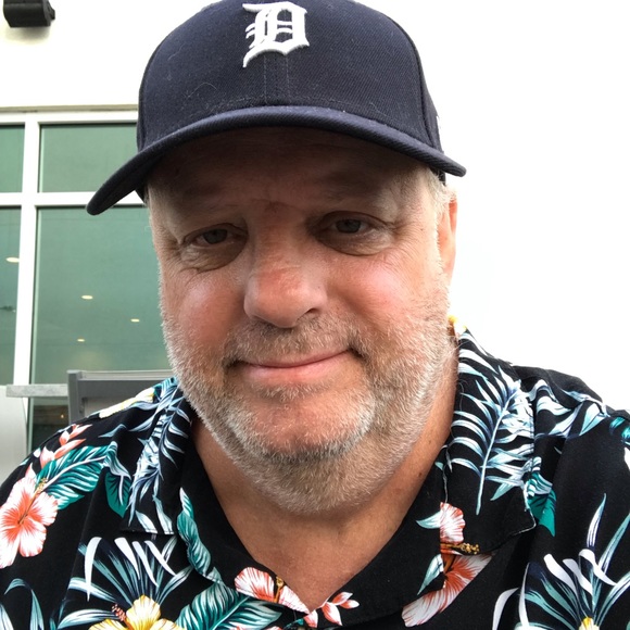 Meet your Posher, Kenneth - Picture 4 of 5